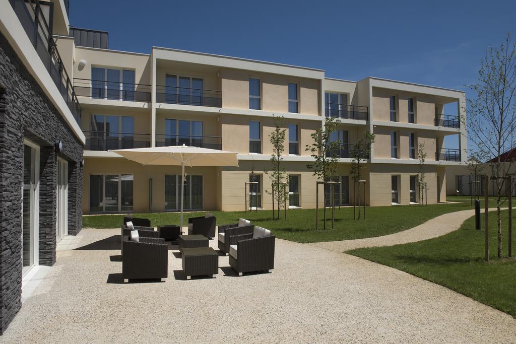 Domitys La Clef Des Champs Aparthotel Poitiers Ruang foto